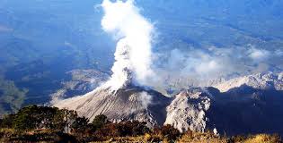 Gunung Santa María Meletus: Salah Satu Erupsi Vulkanik Terbesar Abad ke-20